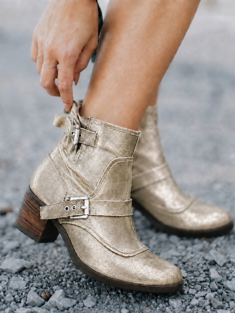 DONALD J PLINER Delta Leather Moto Ankle Boots 8 Worn 2x!